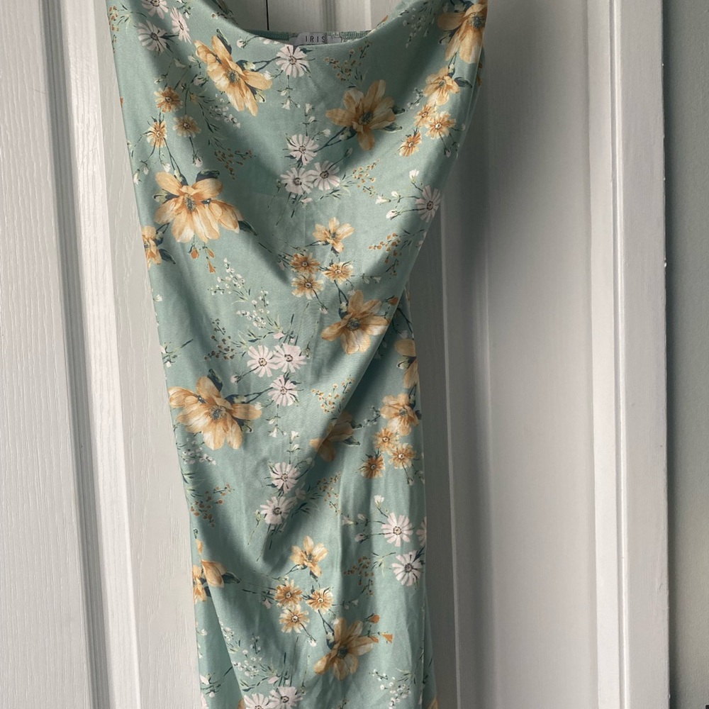 Fashion Nova print midi dress size small